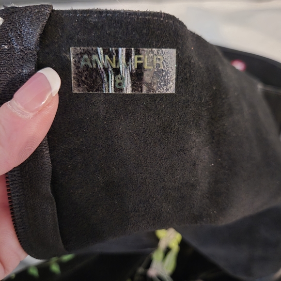 Black Embroidered Floral Butterfly Heeled Boots Vintage Cottagecore Fairycore 8 - Picture 9 of 9